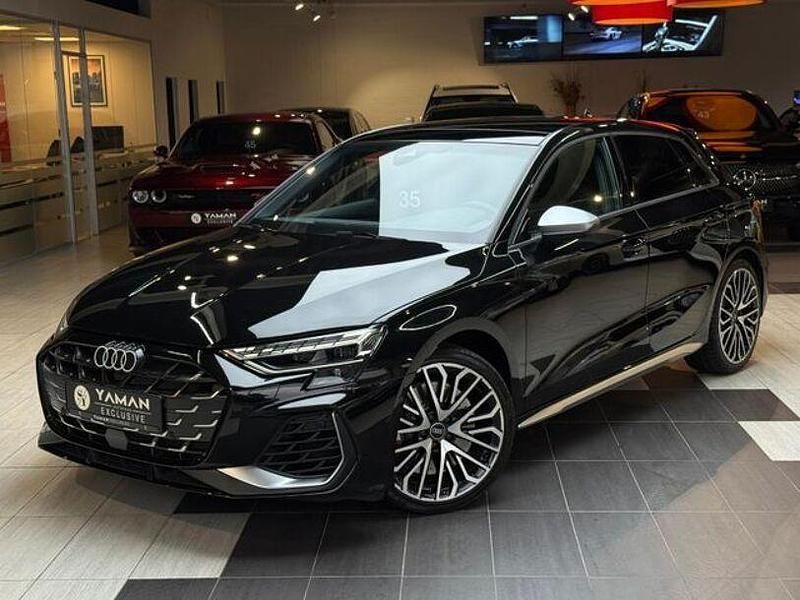 Schwarz Gebraucht 2025 Audi S3 Ambiente Limousine | 47.950 € (Teuer) - Bild 1/4