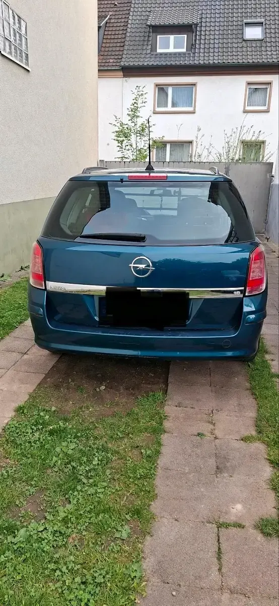 Gebraucht Opel Astra 140 PS (102 kW) 2007 Grün Kombi