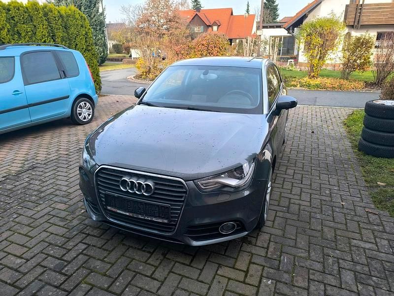 Andere farben Gebraucht 2013 Audi A1 Kleinwagen | 5.990 € (Guter Preis) - Bild 1/4