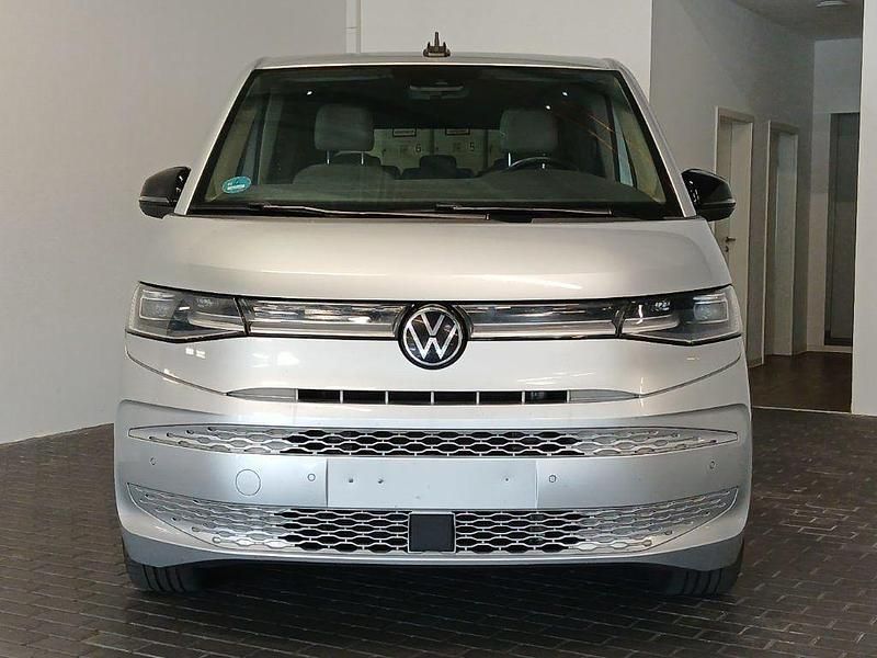 Gebraucht VW Multivan Style 150 PS (110 kW) 2024 Silberkeine angabe Van