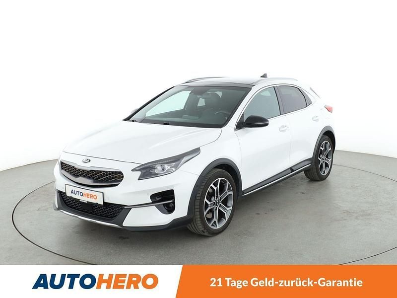 Weiß Gebraucht 2020 Kia XCeed Launch Edition SUV | 19.040 € (Fairer Preis) - Bild 1/3