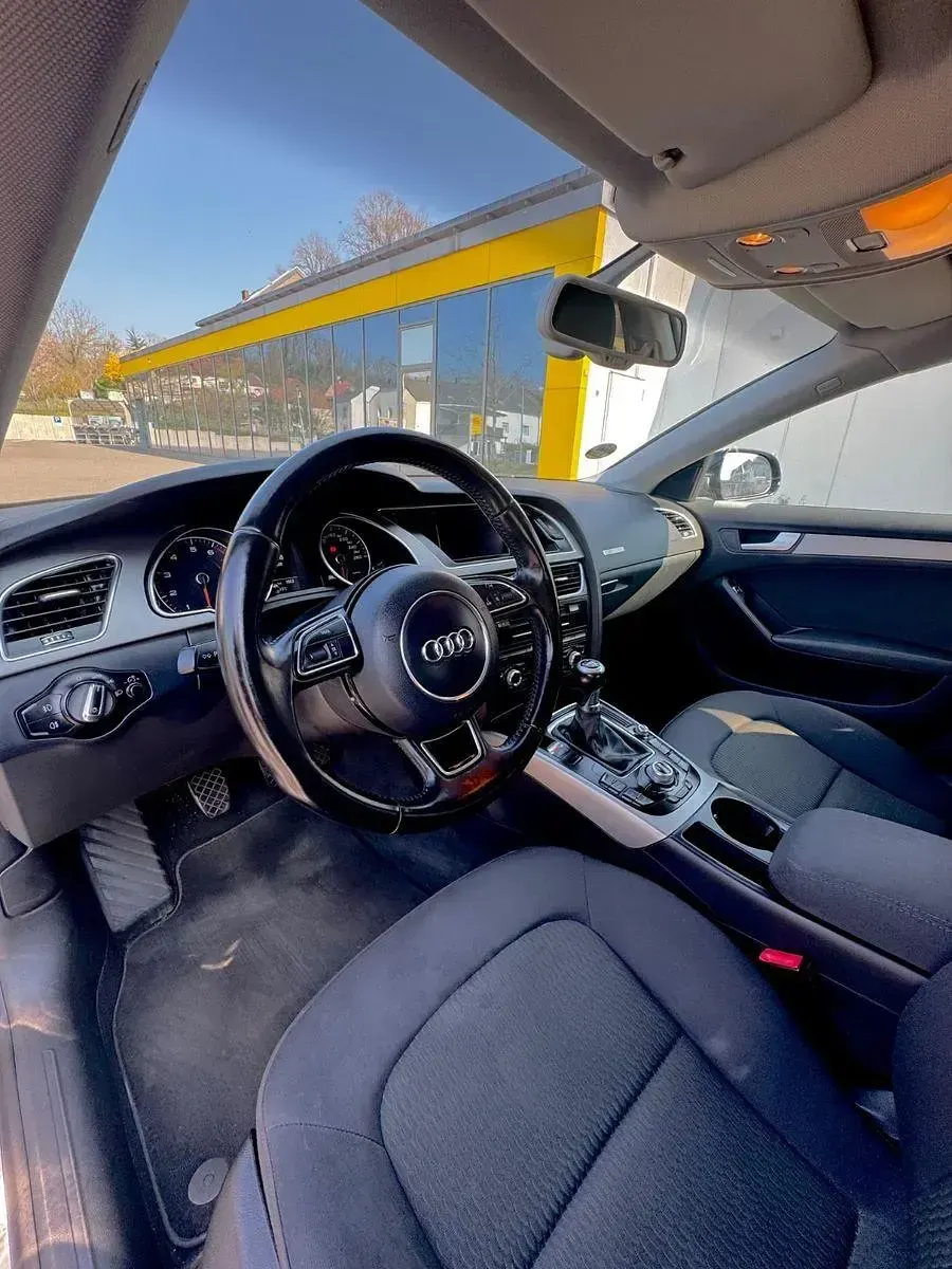 Gebraucht Audi A5 Sportback Sport 170 PS (125 kW) 2013 Schwarz Kleinwagen