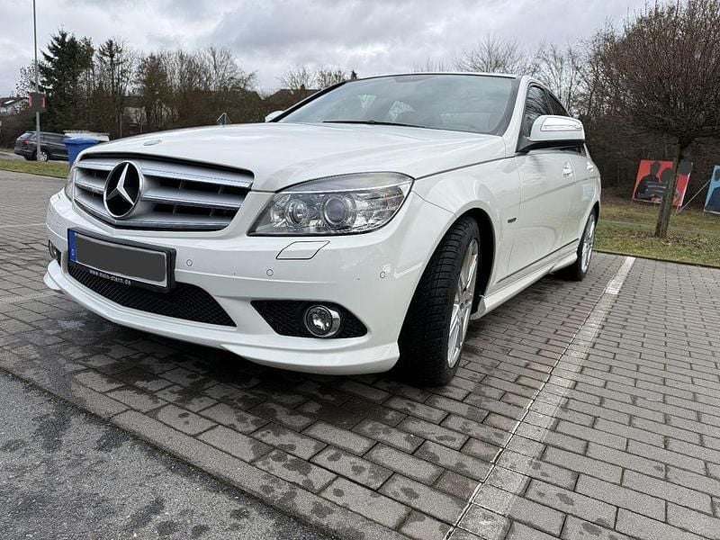 Gebraucht Mercedes C350 Avantgarde 272 PS (200 kW) 2008 Weiß Limousine