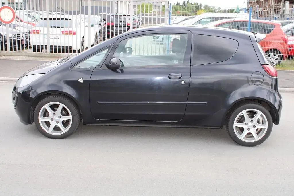 Gebraucht Mitsubishi Colt Motion 95 PS (69 kW) 2009 Schwarz Kleinwagen
