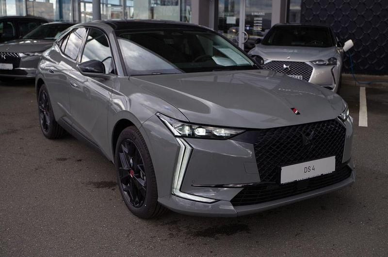 Gebraucht DS Automobiles DS4 Performance Line Plus 224 PS (164 kW) 2022 Grau seidengrau Kleinwagen