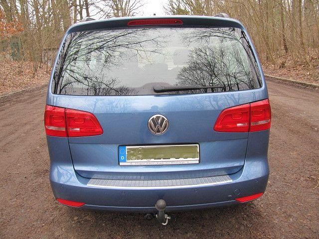 Gebraucht VW Touran 140 PS (102 kW) 2012 Blau Van / Kleinbus