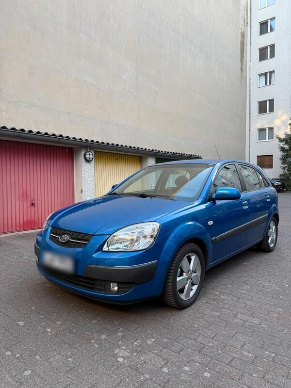 Blau Gebraucht 2007 Kia Rio EX Kleinwagen | 2.600 € (Etwas zu teuer) - Bild 1/4