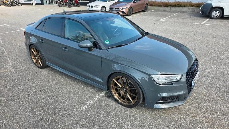 Gebraucht Audi S3 Sport 380 PS (279 kW) 2017 Grau Limousine