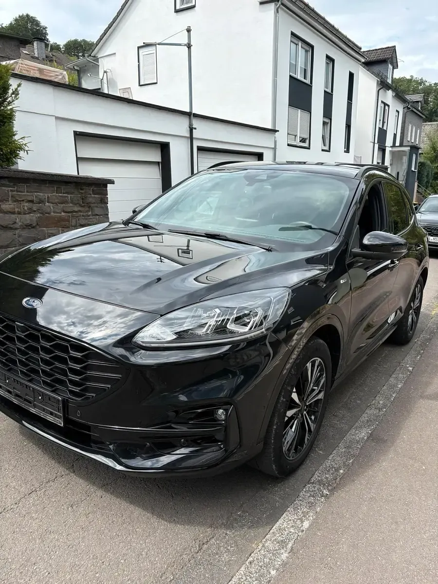Gebraucht Ford Kuga ST-Line 190 PS (139 kW) 2020 Schwarz SUV