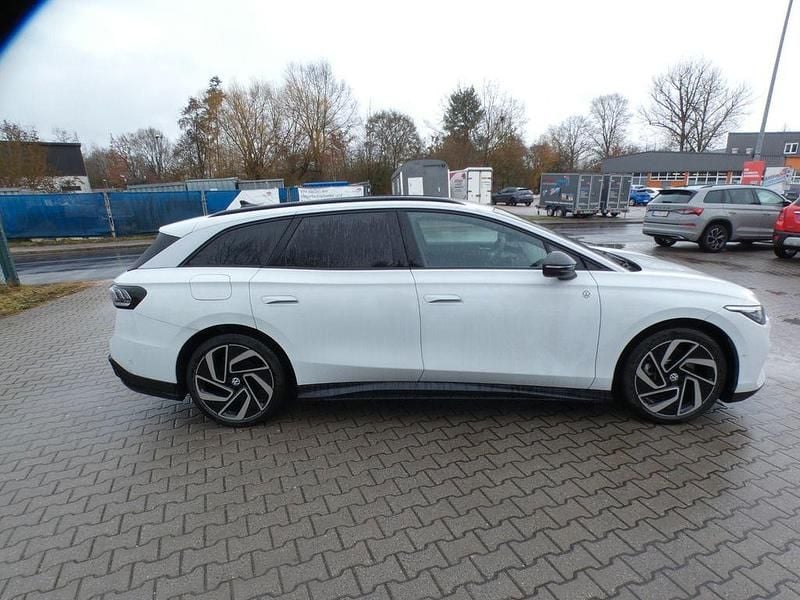 Gebraucht VW ID.7 Pro 210 kW (286 PS) 2024 Gletscherweiß metallic Kombi