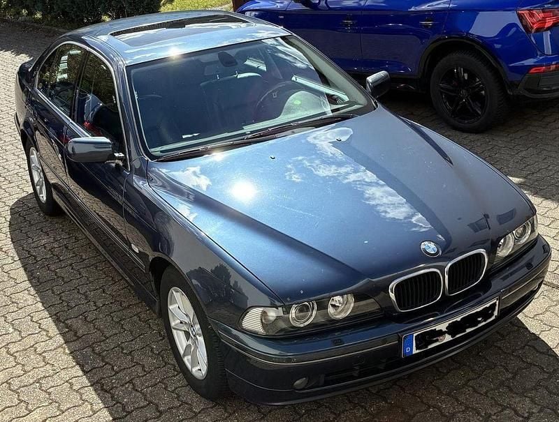 Gebraucht BMW 525 163 PS (119 kW) 2002 Blau Limousine