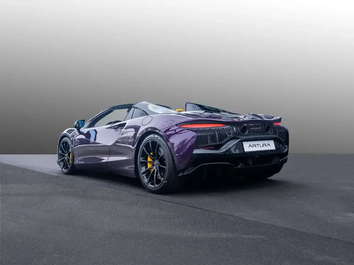 Gebraucht McLaren Artura 700 PS (514 kW) 2025 Violett Cabrio