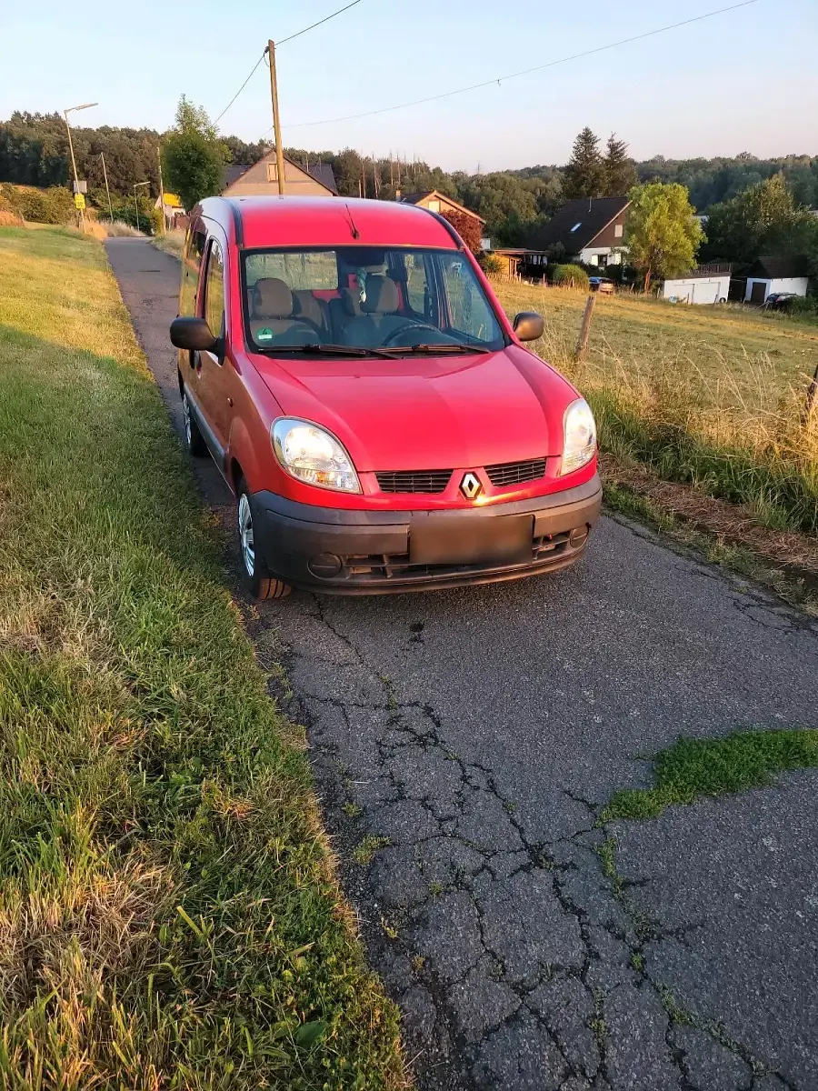 Gebraucht Renault Kangoo 75 PS (55 kW) 2005 Rot Van / Kleinbus