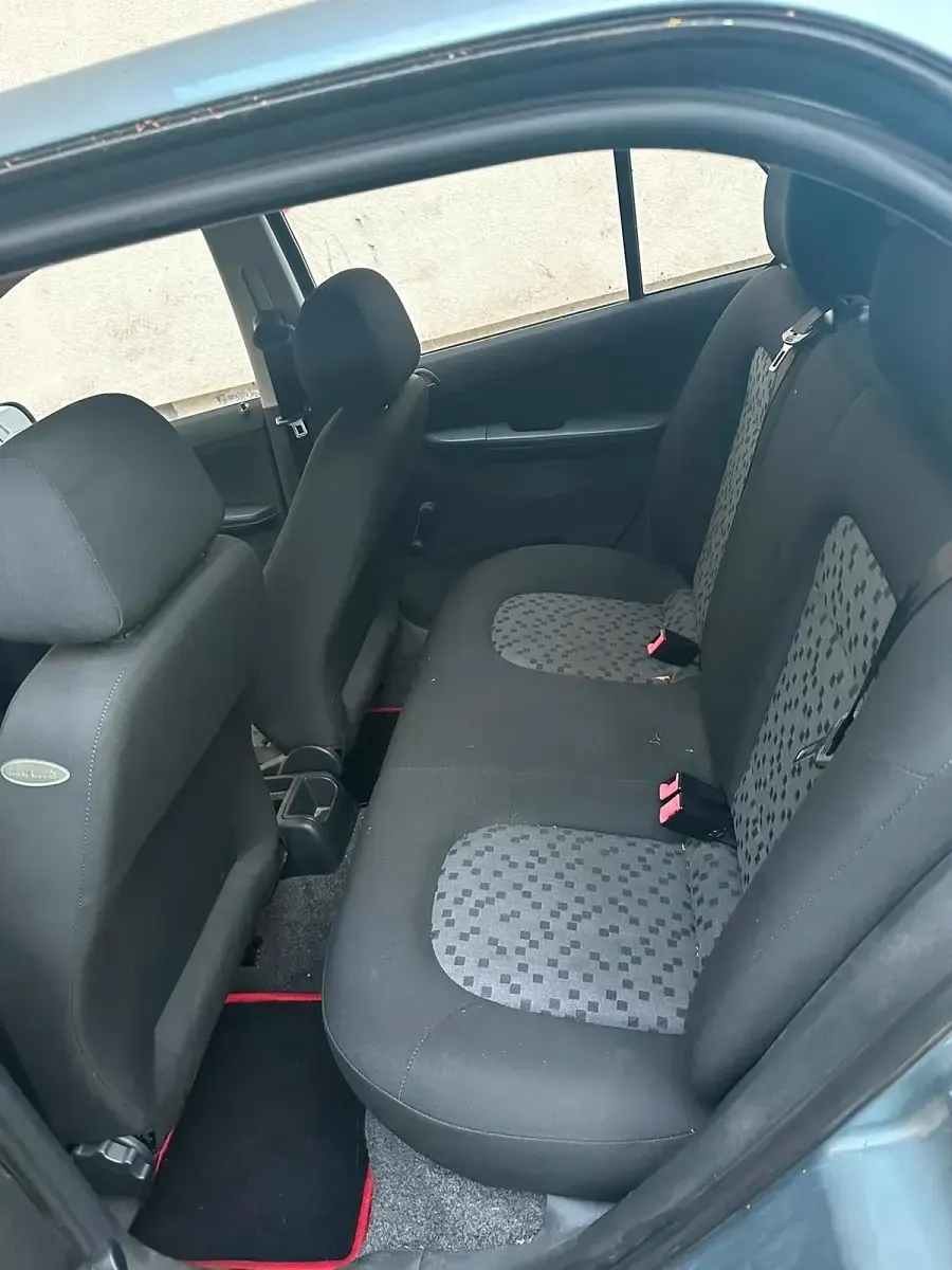 Gebraucht Skoda Fabia 54 PS (39 kW) 2005 Silber Kleinwagen
