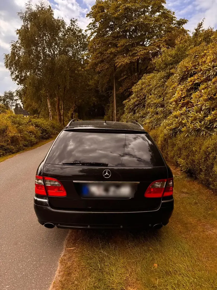 Gebraucht Mercedes E350 292 PS (214 kW) 2008 Schwarz Kombi