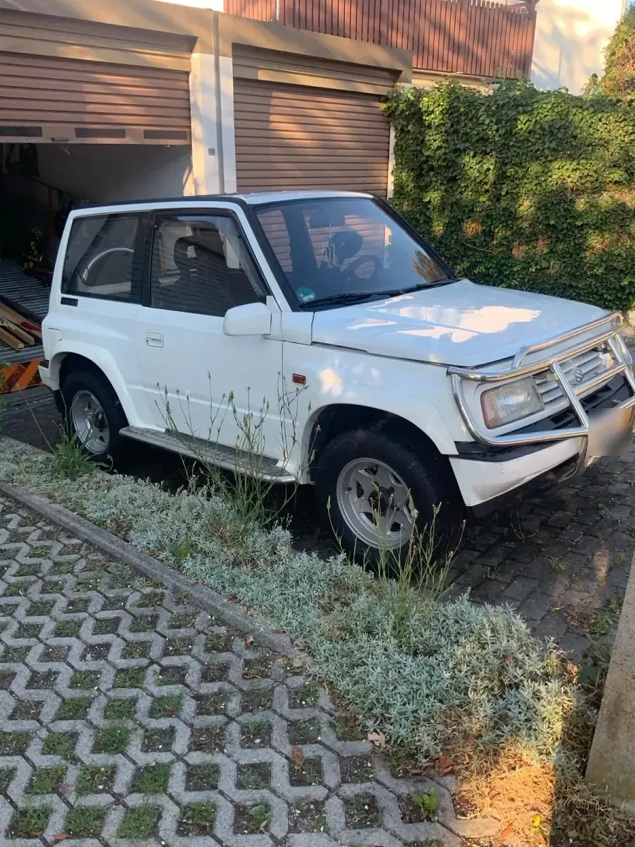 Gebraucht Suzuki Vitara 84 PS (61 kW) 1991 Weiß SUV