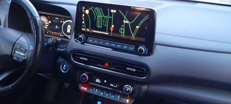 Gebraucht Hyundai Kona Edition 30+ 125 PS (91 kW) 2022 Blau SUV