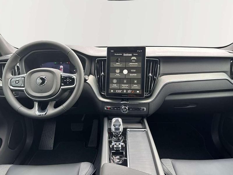 Neu Volvo XC60 Plus 455 PS (334 kW) 2026 Metallic (schwarz SUV