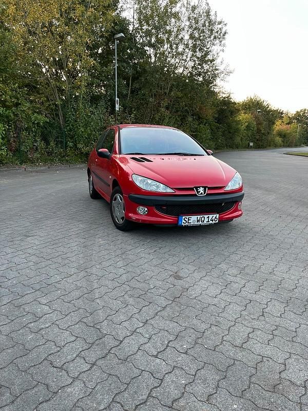 Rot Gebraucht 2006 Peugeot 206 Limousine | 1.200 € (Fairer Preis) - Bild 1/4