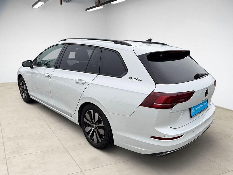 Gebraucht VW Golf VIII Goal 150 PS (110 kW) 2025 Weiß Kombi