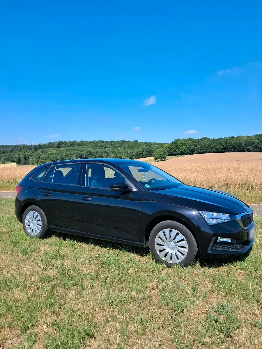 Gebraucht Skoda Scala 95 PS (69 kW) 2023 Schwarz Kleinwagen