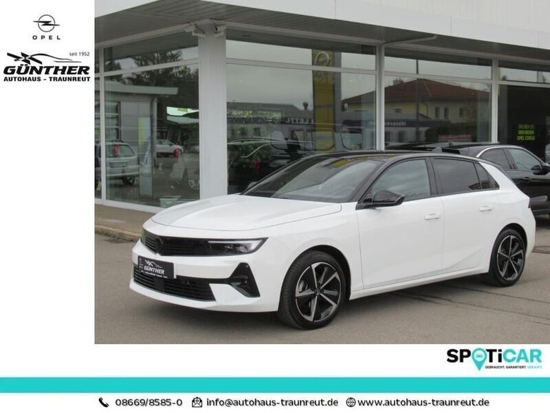Jade weiß Gebraucht 2024 Opel Astra GS Line Limousine | 24.390 € (Fairer Preis) - Bild 1/4