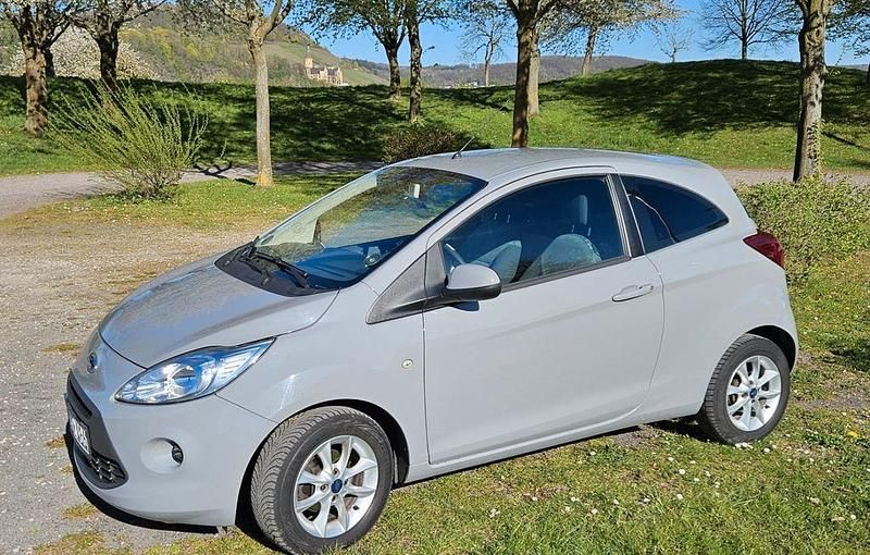 Gebraucht Ford Ka 69 PS (50 kW) 2014 Grau Kleinwagen