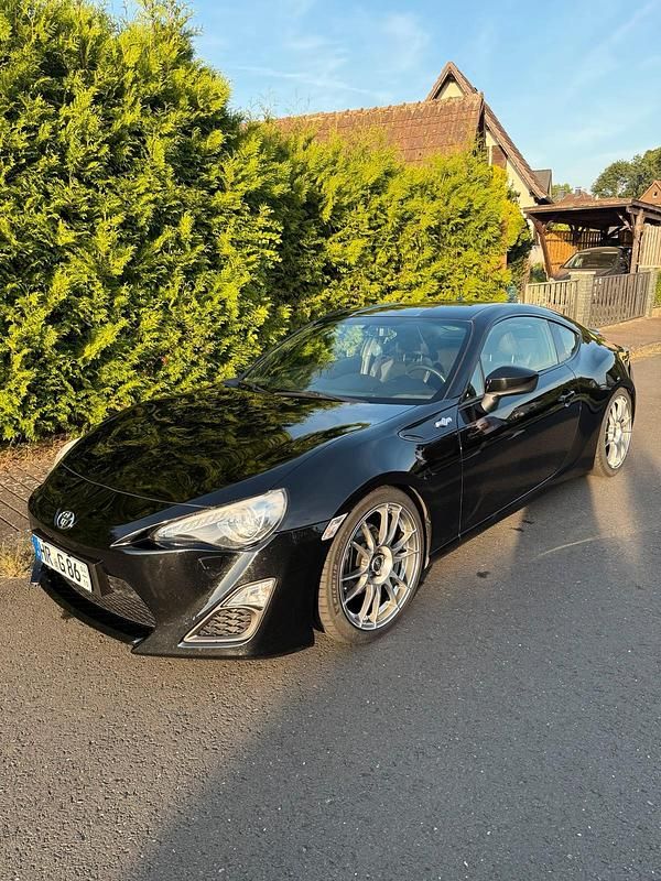 Schwarz Gebraucht 2013 Toyota GT86 GT Coupé | 18.500 € (Fairer Preis) - Bild 1/4