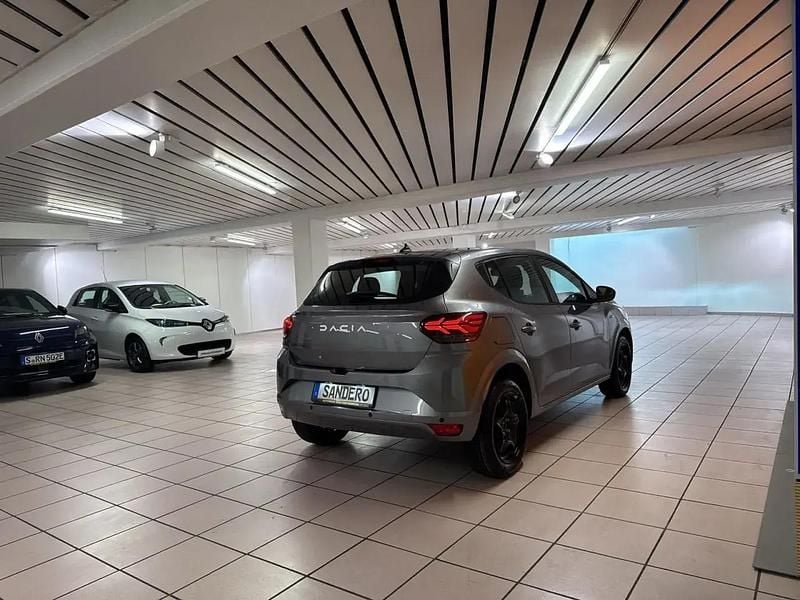 Neu Dacia Sandero Expression 91 PS (66 kW) 2025 Grau Kleinwagen