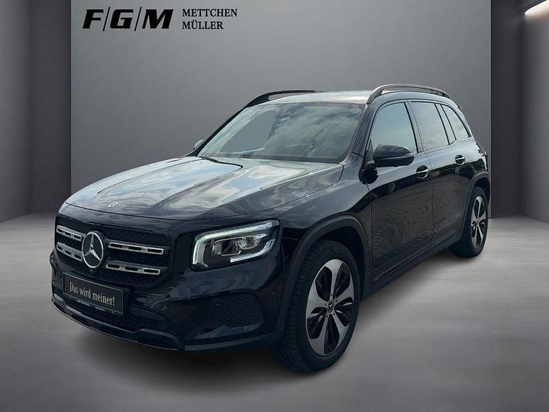 Nachtschwarz Gebraucht 2021 Mercedes GLB200 Progressive SUV | 33.290 € (Fairer Preis) - Bild 1/4