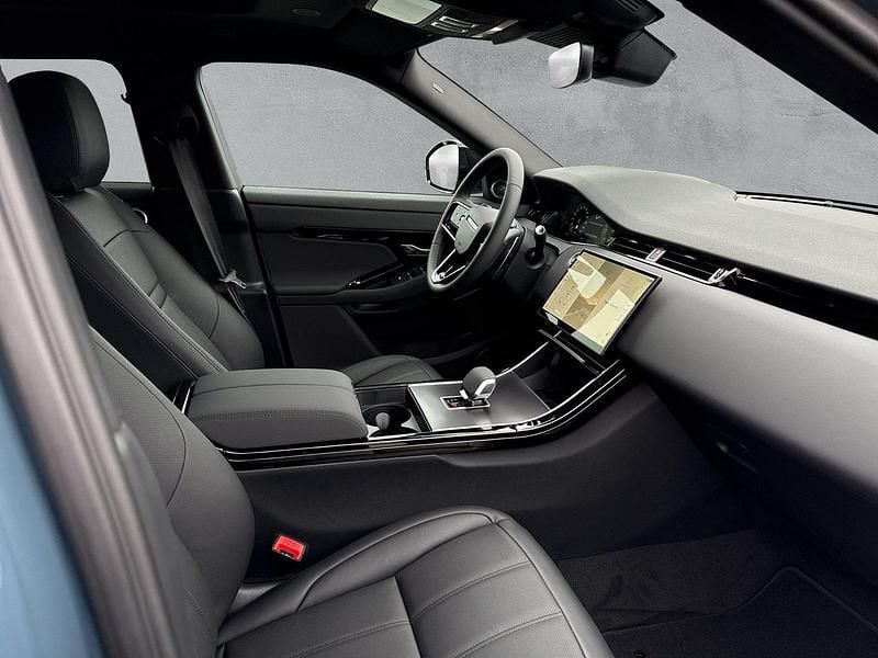 Second-hand Land Rover Range Rover evoque SE Dynamic 204 CP (150 kW) 2025 Albastru SUV