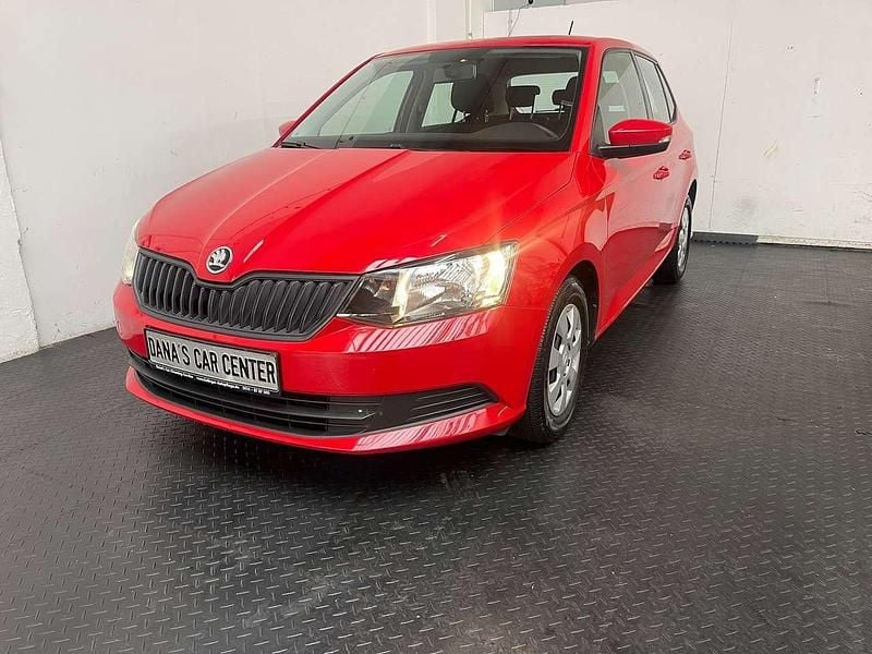 Rot Gebraucht 2017 Skoda Fabia Active Kleinwagen | 8.600 € (Guter Preis) - Bild 1/4