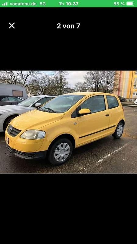 Gebraucht VW Fox 54 PS (39 kW) 2005 Gelb Kleinwagen