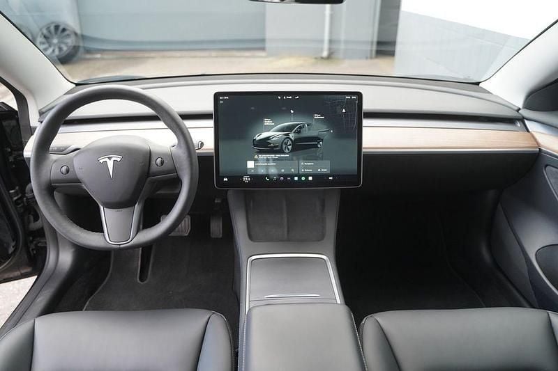 Gebraucht Tesla Model 3 Standard Range 208 kW (283 PS) 2022 Schwarz Limousine