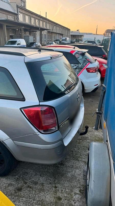 Gebraucht Opel Astra 135 PS (99 kW) 2005 Silber Kombi