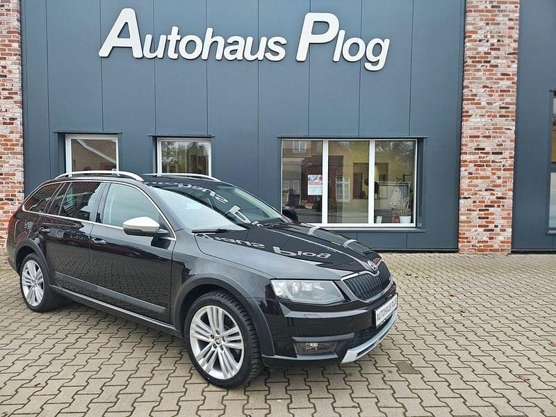 Schwarz Gebraucht 2016 Skoda Octavia Kombi | 17.500 € (Etwas zu teuer) - Bild 1/4