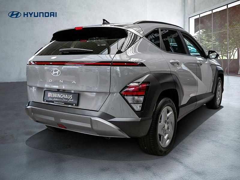 Neu Hyundai Kona Trend 150 PS (110 kW) 2025 Grau SUV