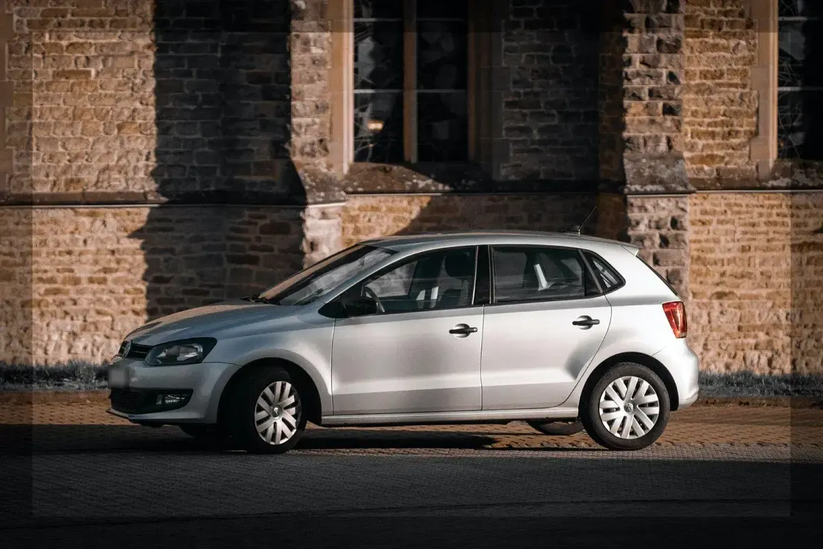 Gebraucht VW Polo Trendline 69 PS (50 kW) 2012 Silber Kleinwagen
