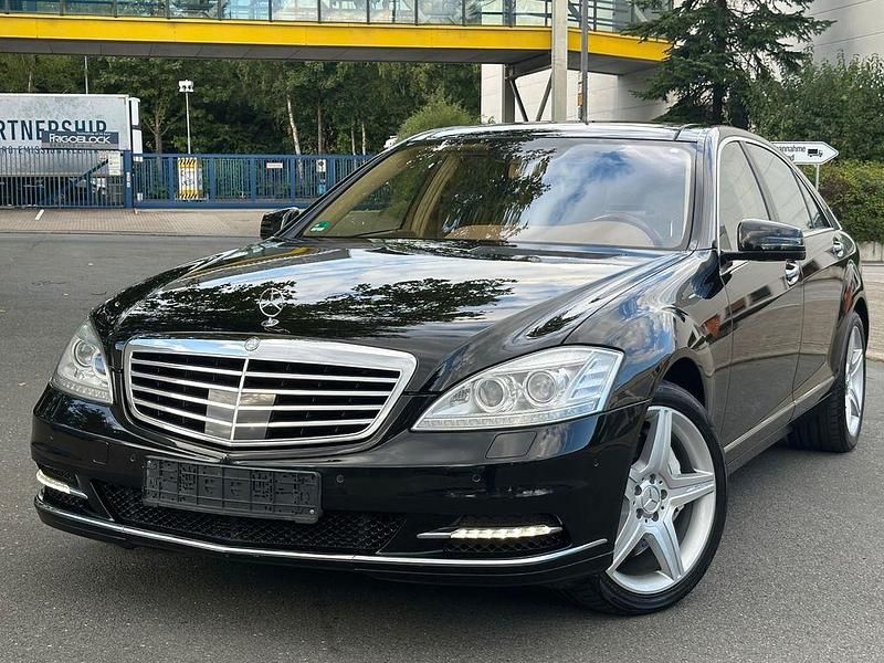 Gebraucht Mercedes S500L 435 PS (319 kW) 2013 Schwarz Limousine