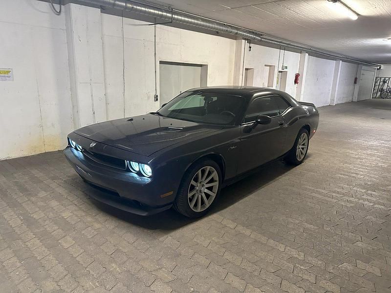 Schwarz Gebraucht 2010 Dodge Challenger Coupé | 12.300 € - Bild 1/4