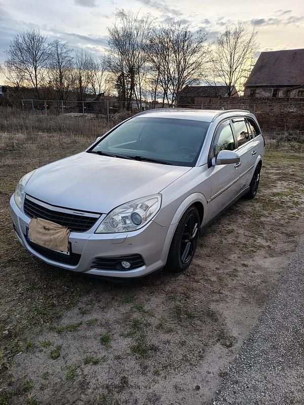 Gebraucht Opel Vectra 120 PS (88 kW) 2006 Silber Kombi