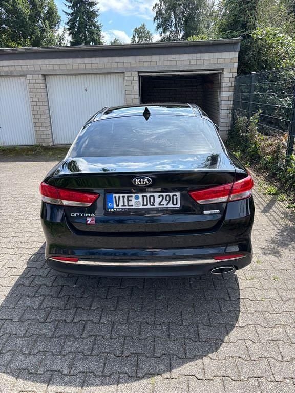 Schwarz Gebraucht 2015 Kia Optima Edition 7 Limousine | 13.500 € (Teuer) - Bild 1/4