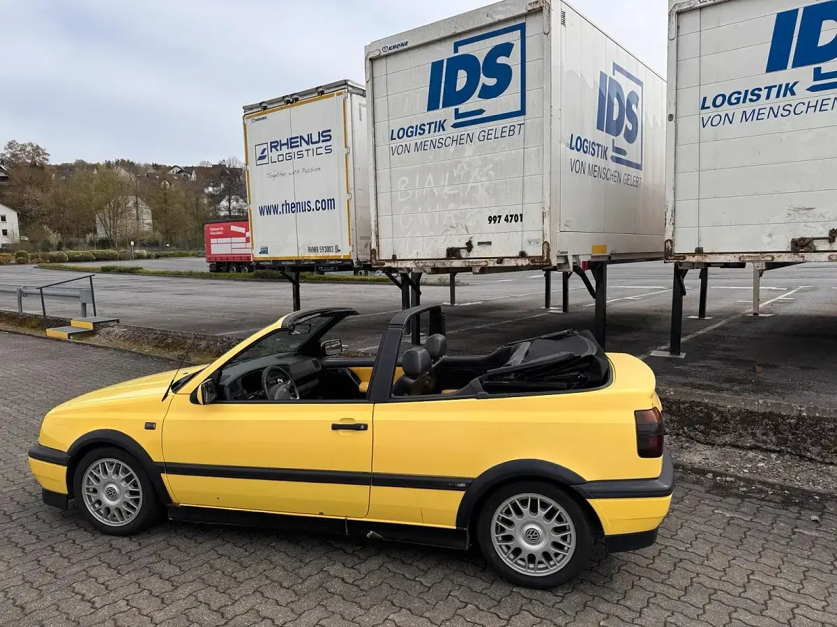 Gebraucht VW Golf Cabriolet Conceptline 91 PS (66 kW) 1995 Gelb Cabrio