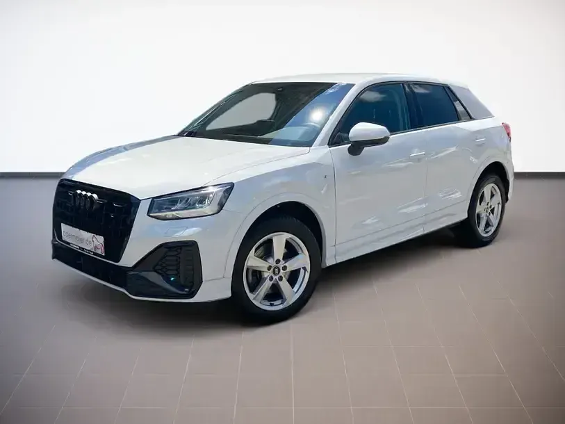 Gebraucht Audi Q2 S-Line 150 PS (110 kW) 2024 Gletscherweiß SUV