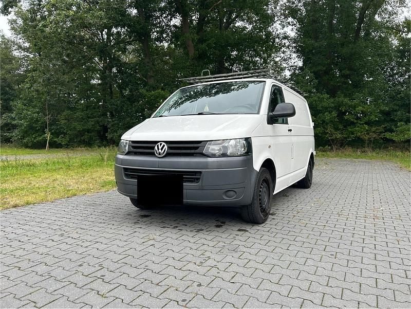 Weiß Gebraucht 2011 VW T5 Van | 13.500 € - Bild 1/4