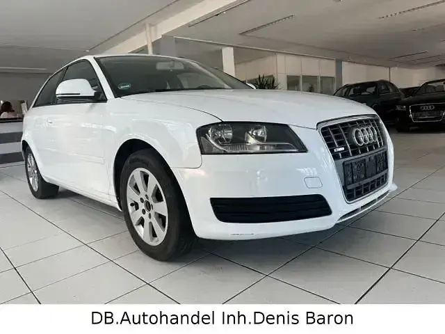 Gebraucht Audi A3 Attraction 159 PS (116 kW) 2009 Weiß Kleinwagen