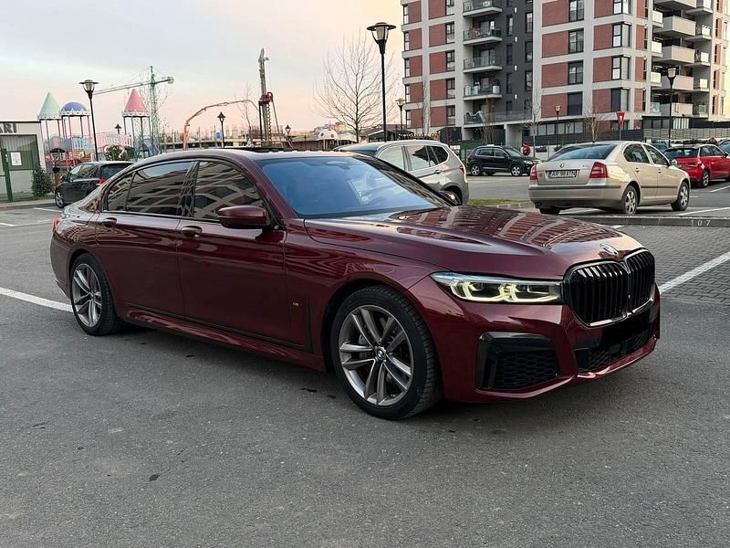 Gebraucht BMW 745 Executive 394 PS (289 kW) 2019 Rot Limousine