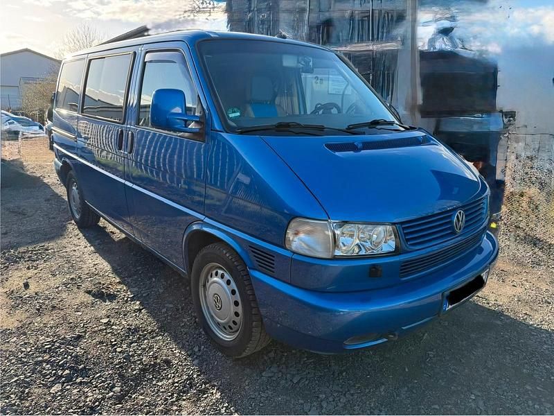 Usata VW Multivan 150 CV (110 kW) 2001 Blu Monovolume