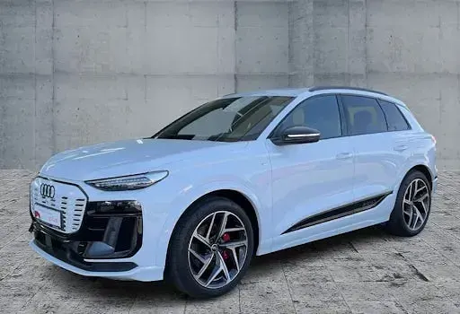 Gebraucht Audi Q6 e-tron Advanced 285 kW (388 PS) 2025 Weiß SUV