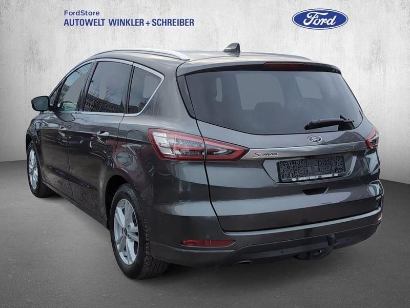 Gebraucht Ford S-MAX Titanium 190 PS (139 kW) 2023 Magnetic grau metallic Van / Kleinbus